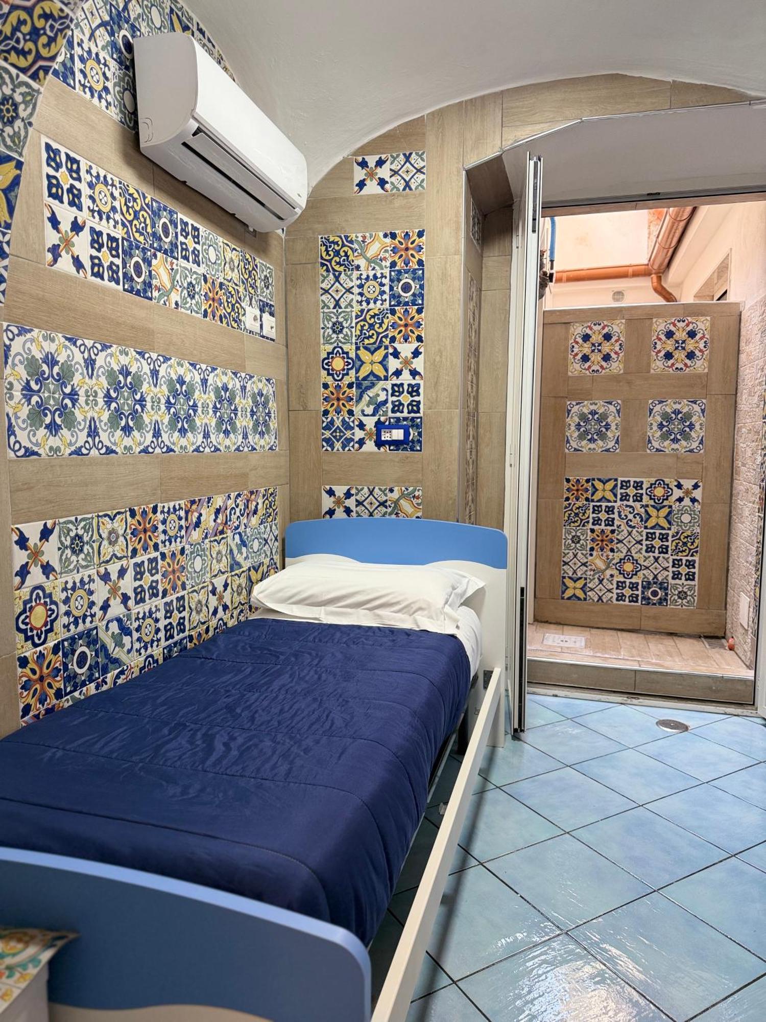 San Nicola Suite & Mini Apartment Sorrento Dış mekan fotoğraf