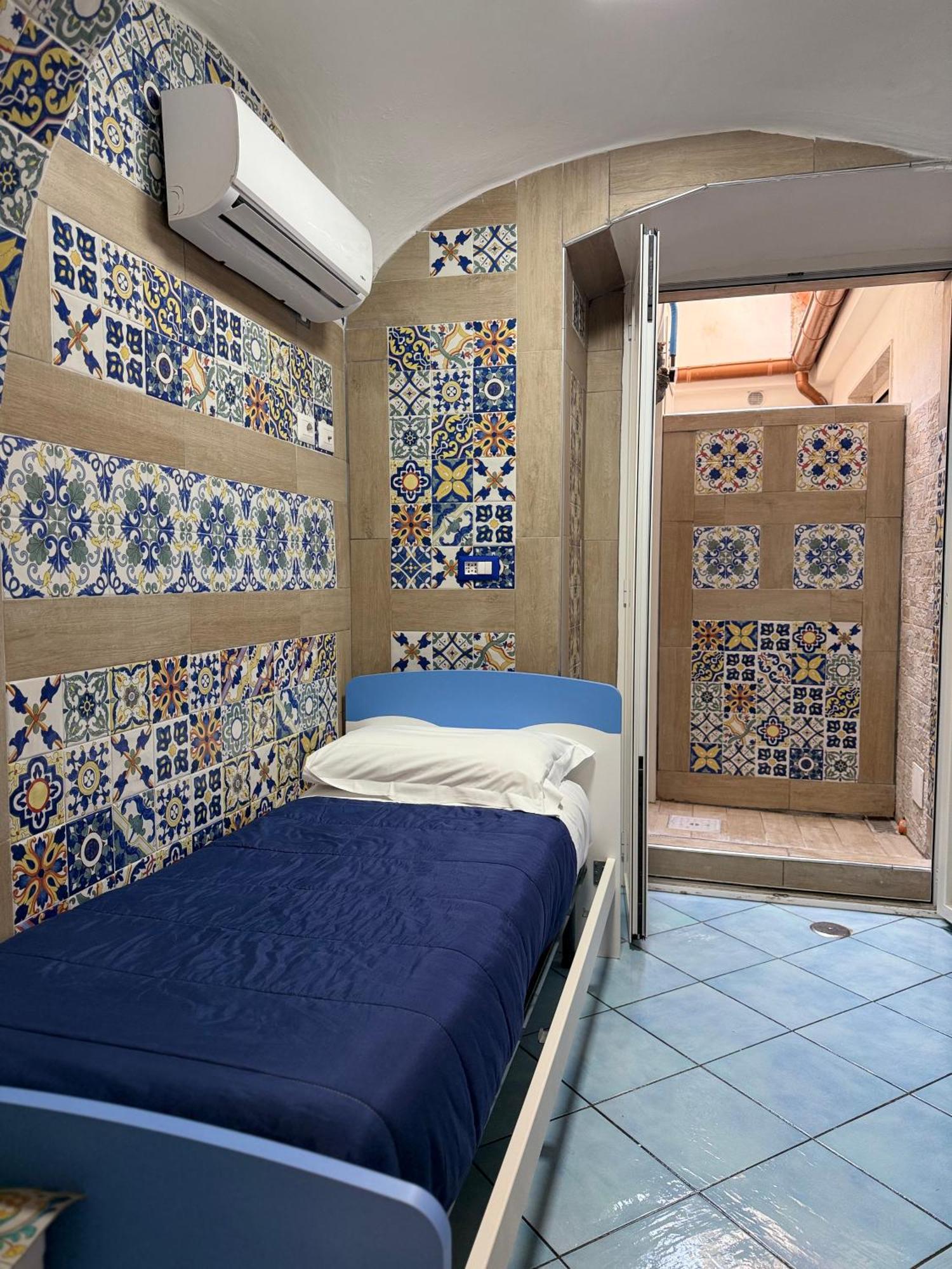 San Nicola Suite & Mini Apartment Sorrento Dış mekan fotoğraf